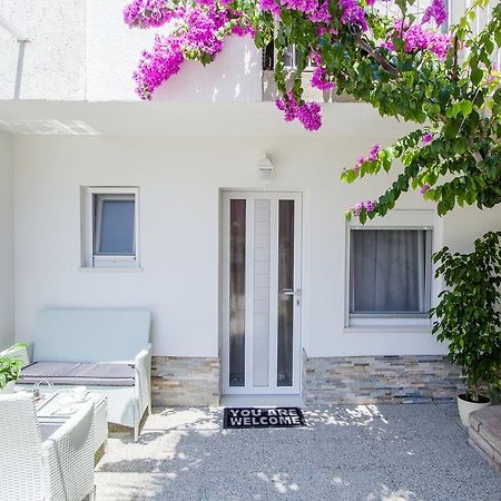 Luxury Studio Apartment White Sensation Vodice Eksteriør billede