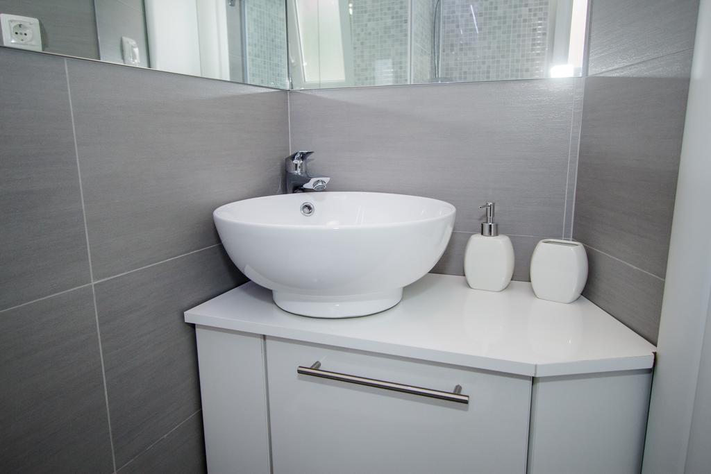Luxury Studio Apartment White Sensation Vodice Eksteriør billede